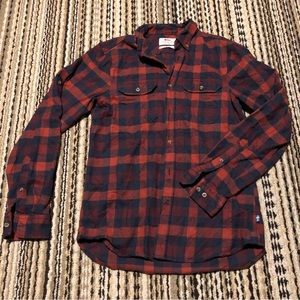Fjallraven Mens Shirt Long Sleeve Red Plaid Flannel Size Medium Slim Fit